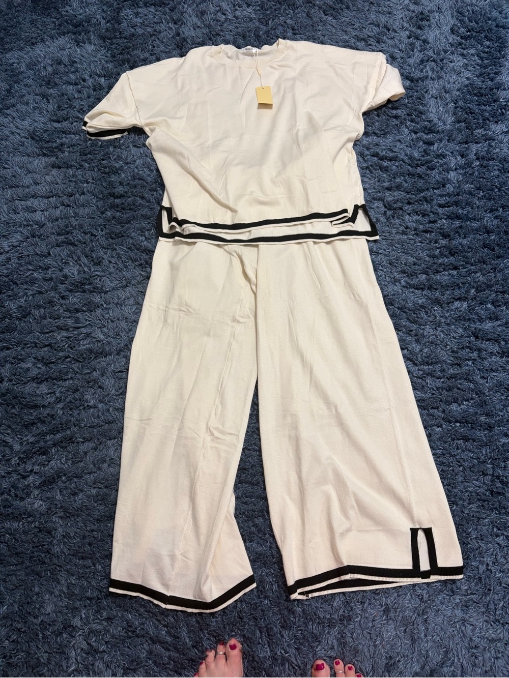 Women's Cream Wide-Leg Two-Piece Pant Set with Contrast Trim
